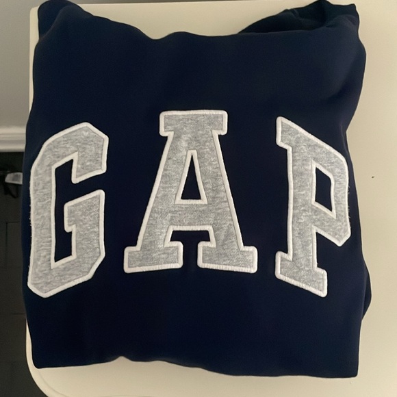 Gap hoodie - Picture 3 of 3